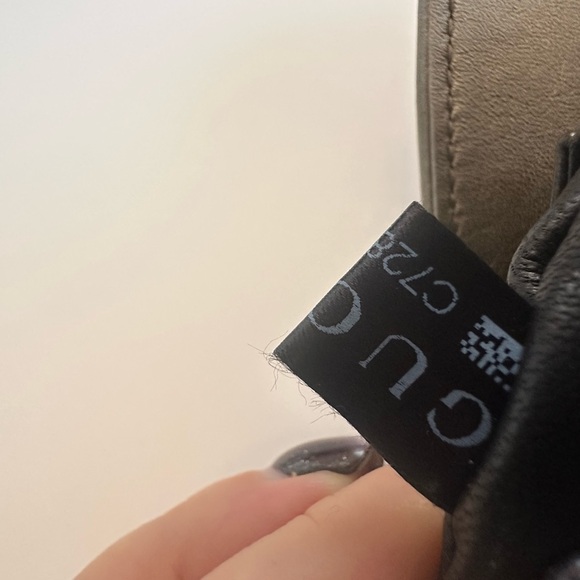 Gucci 1973 Python Crossbody Bag
Physical COA included - Picture 9 of 15